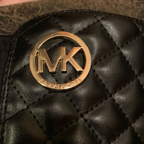 michael kors boots - Picture 4 of 4